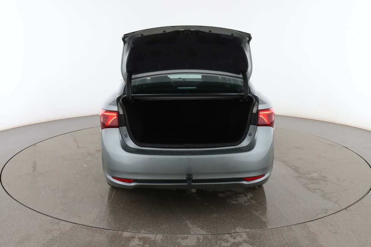 Foto Toyota Avensis 17