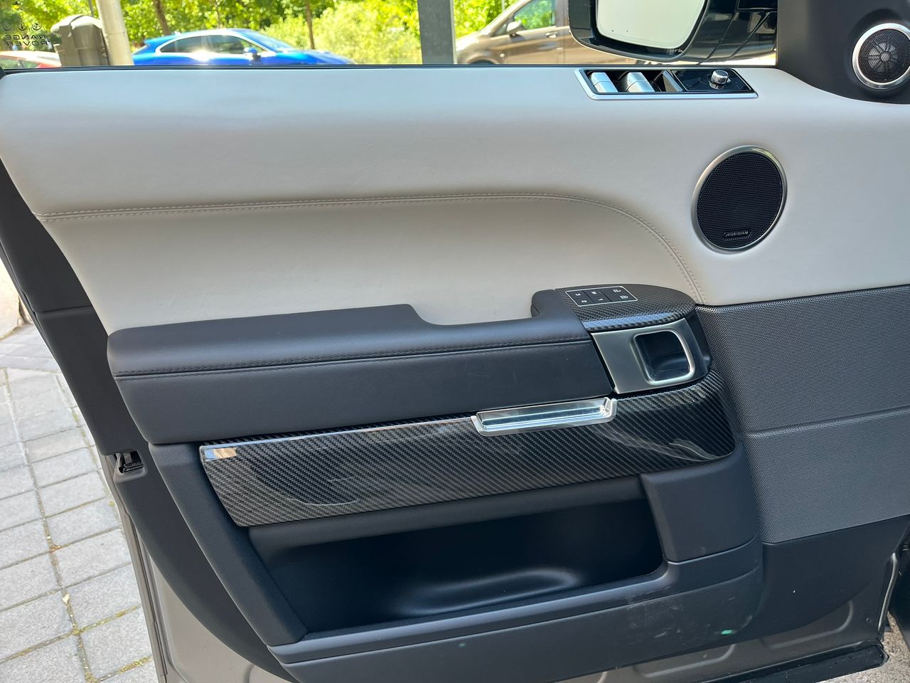 Foto Land-Rover Range Rover Sport 31