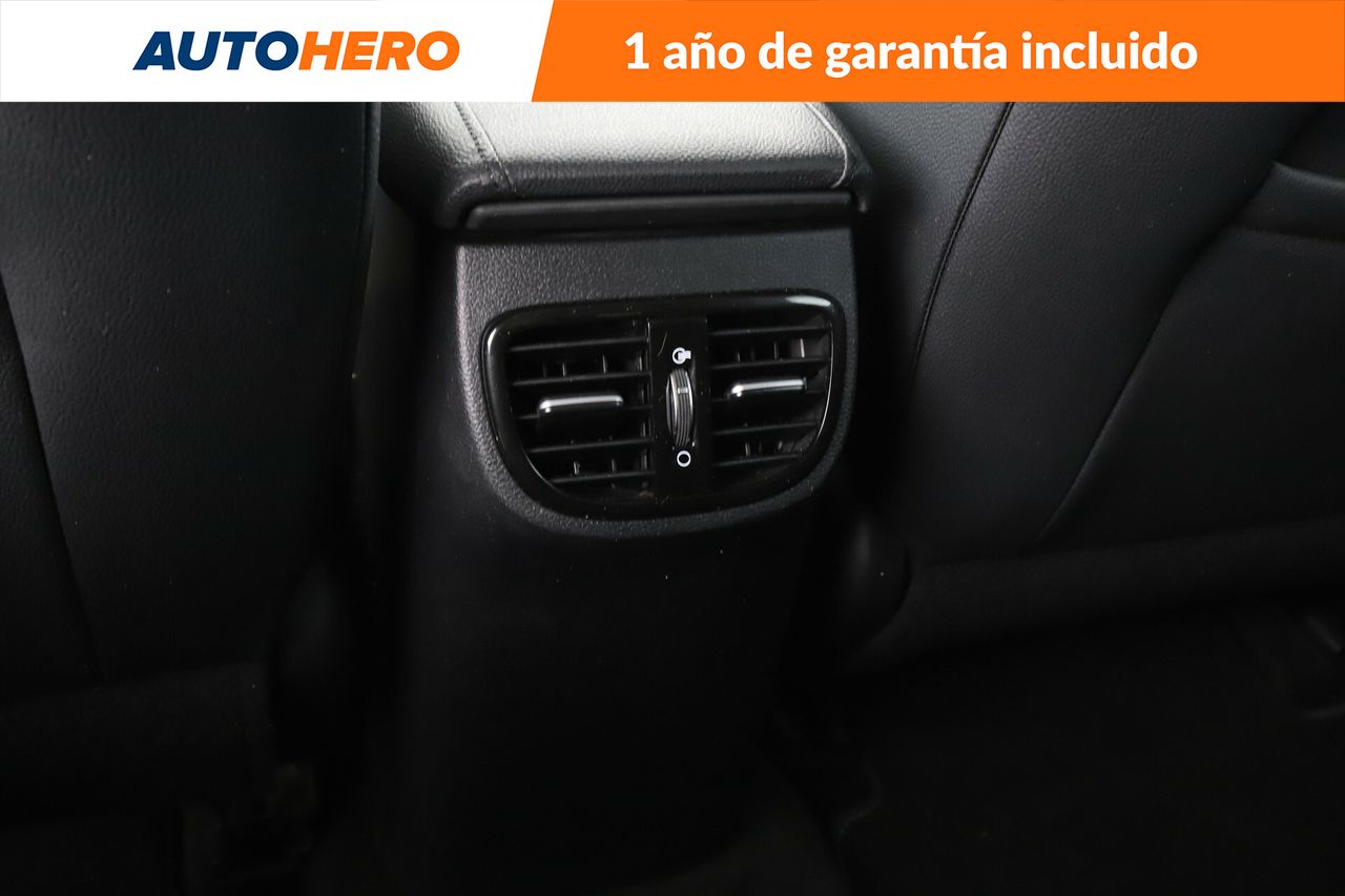 Foto Kia XCeed 22