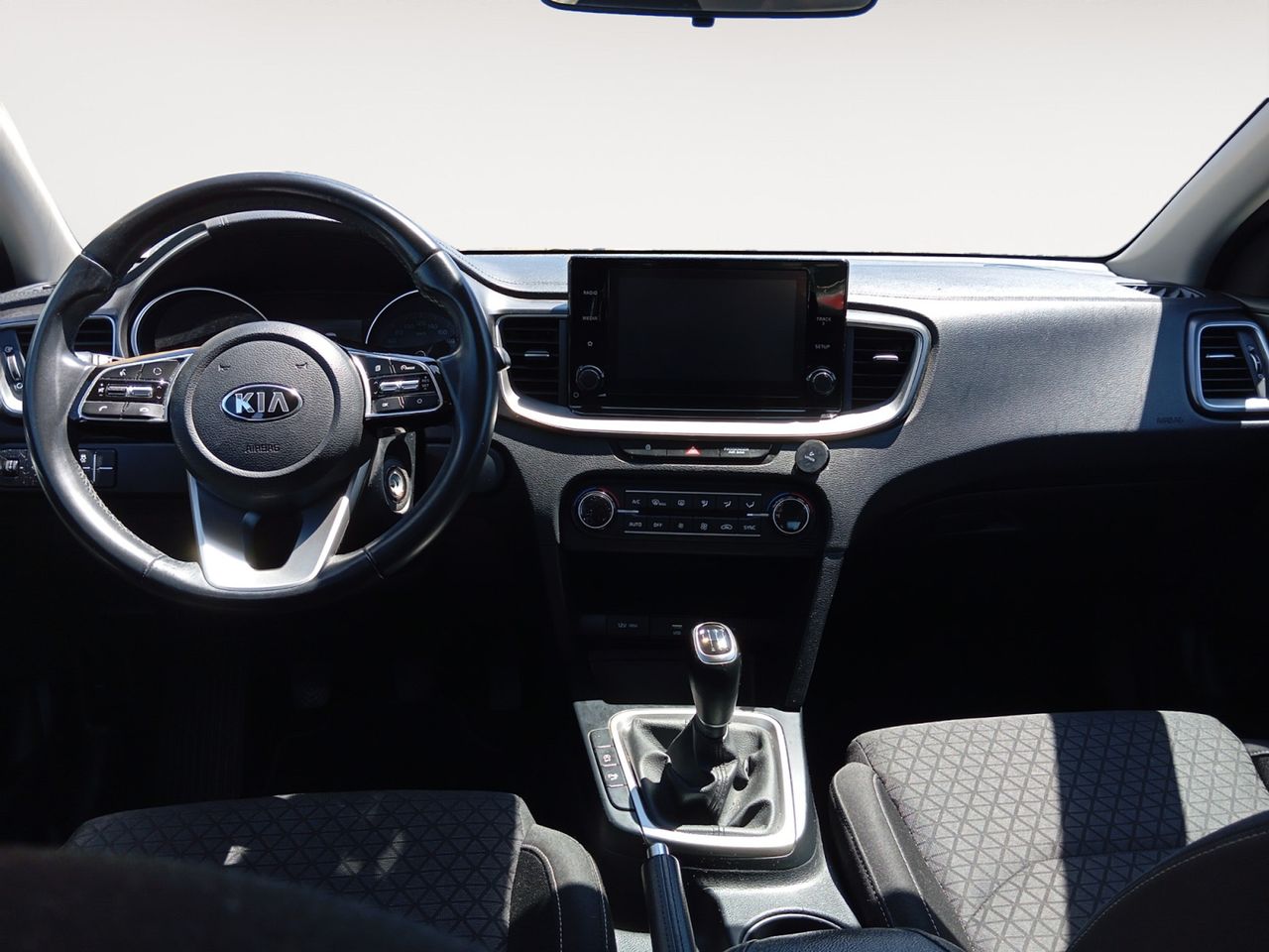 Foto Kia XCeed 6