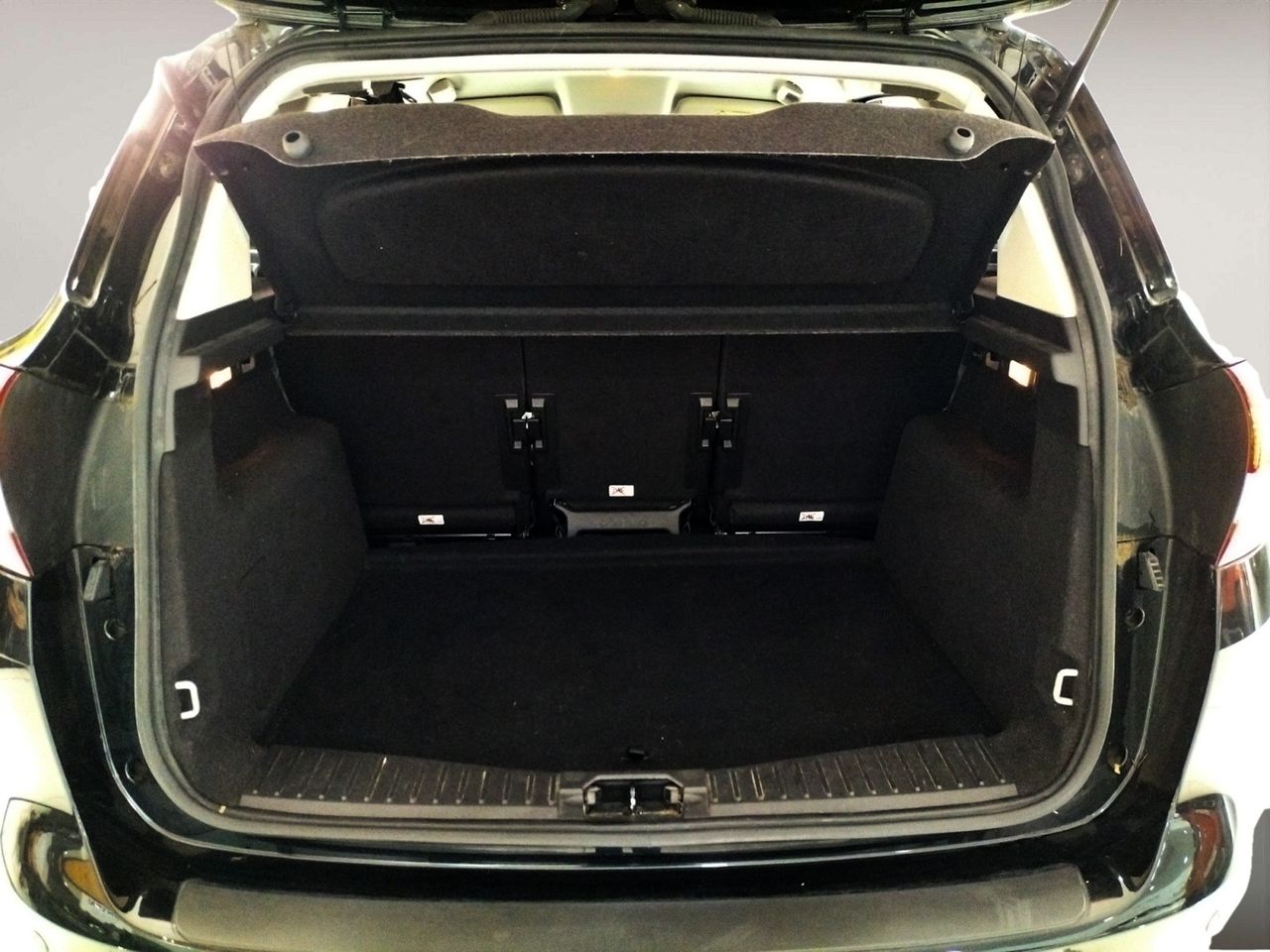 Foto Ford C-Max 10