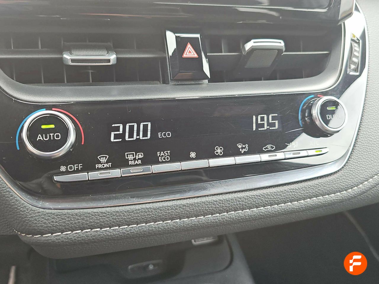 Foto Toyota Corolla 25