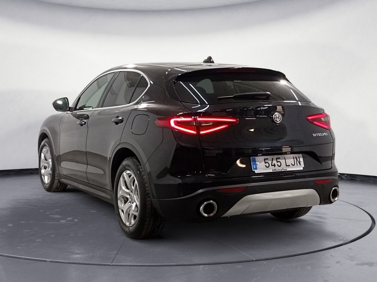 Foto Alfa Romeo Stelvio 32