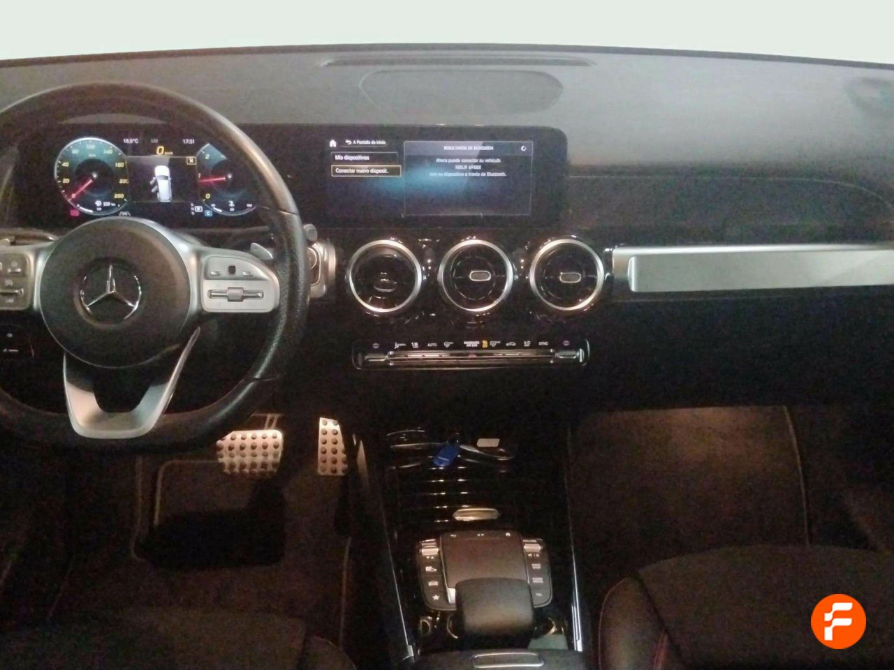 Foto Mercedes-Benz Clase GLB 7