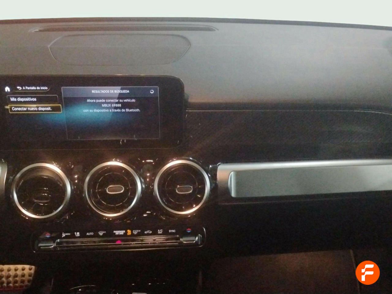 Foto Mercedes-Benz Clase GLB 8