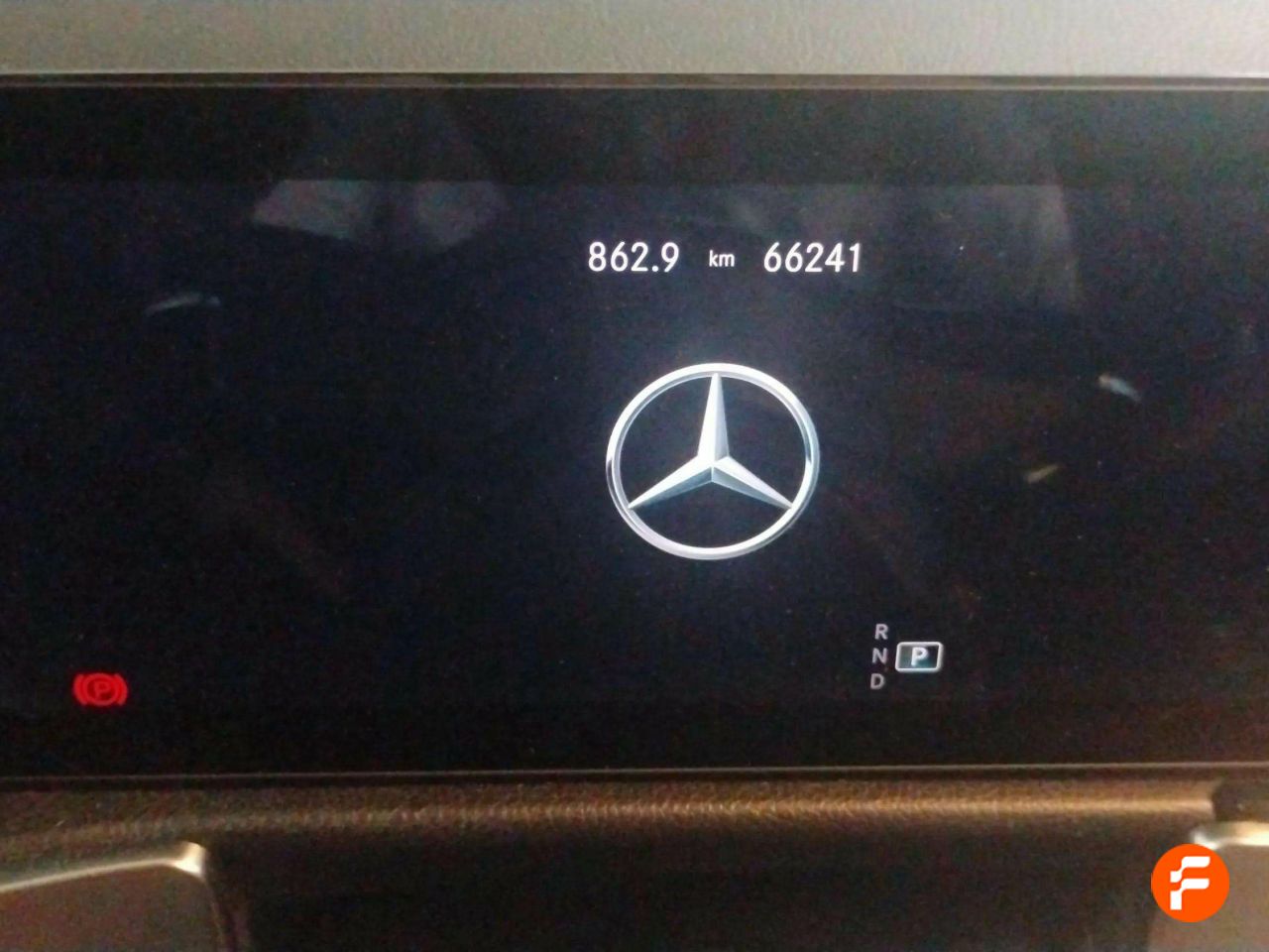Foto Mercedes-Benz Clase GLB 13