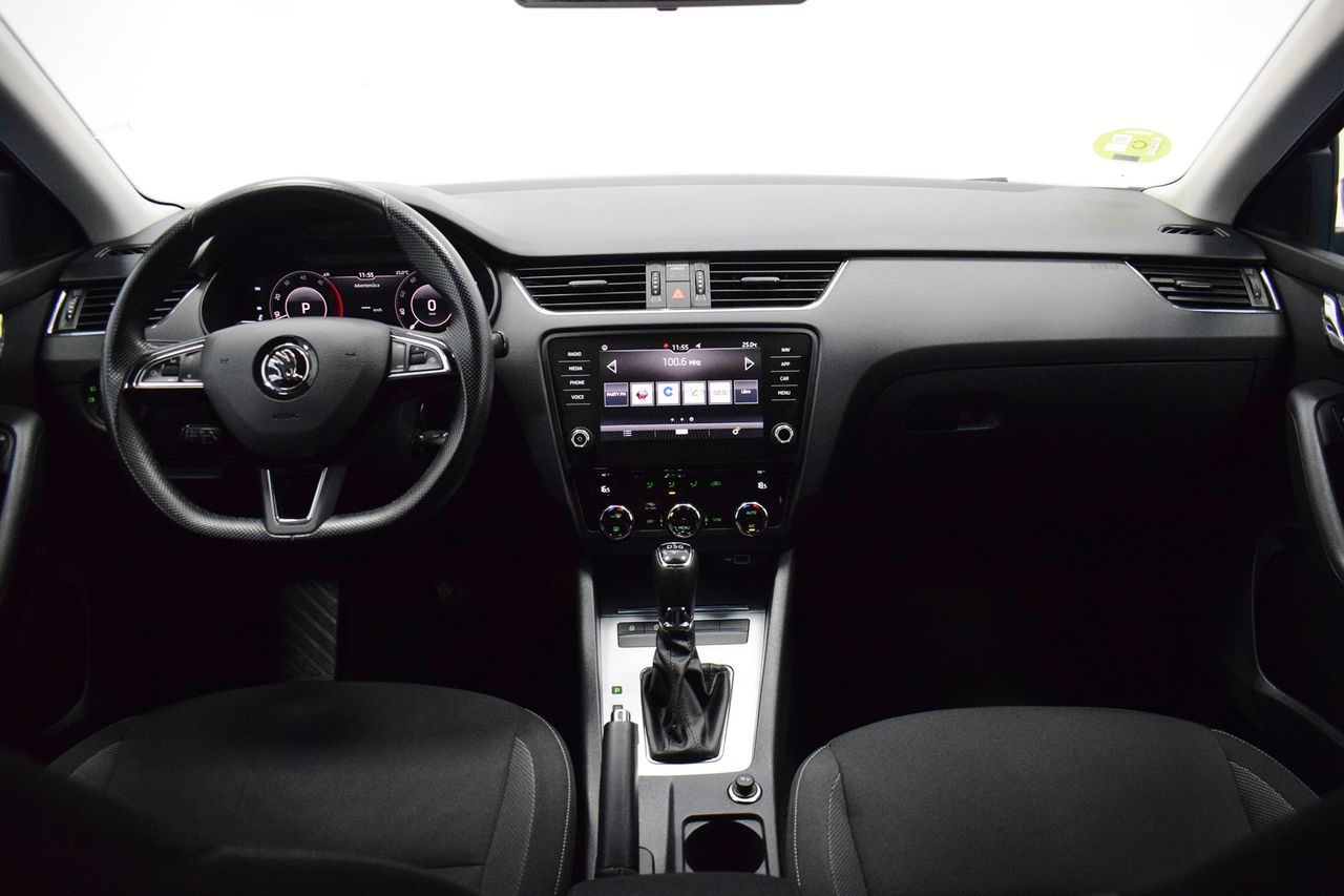 Foto Skoda Octavia 9