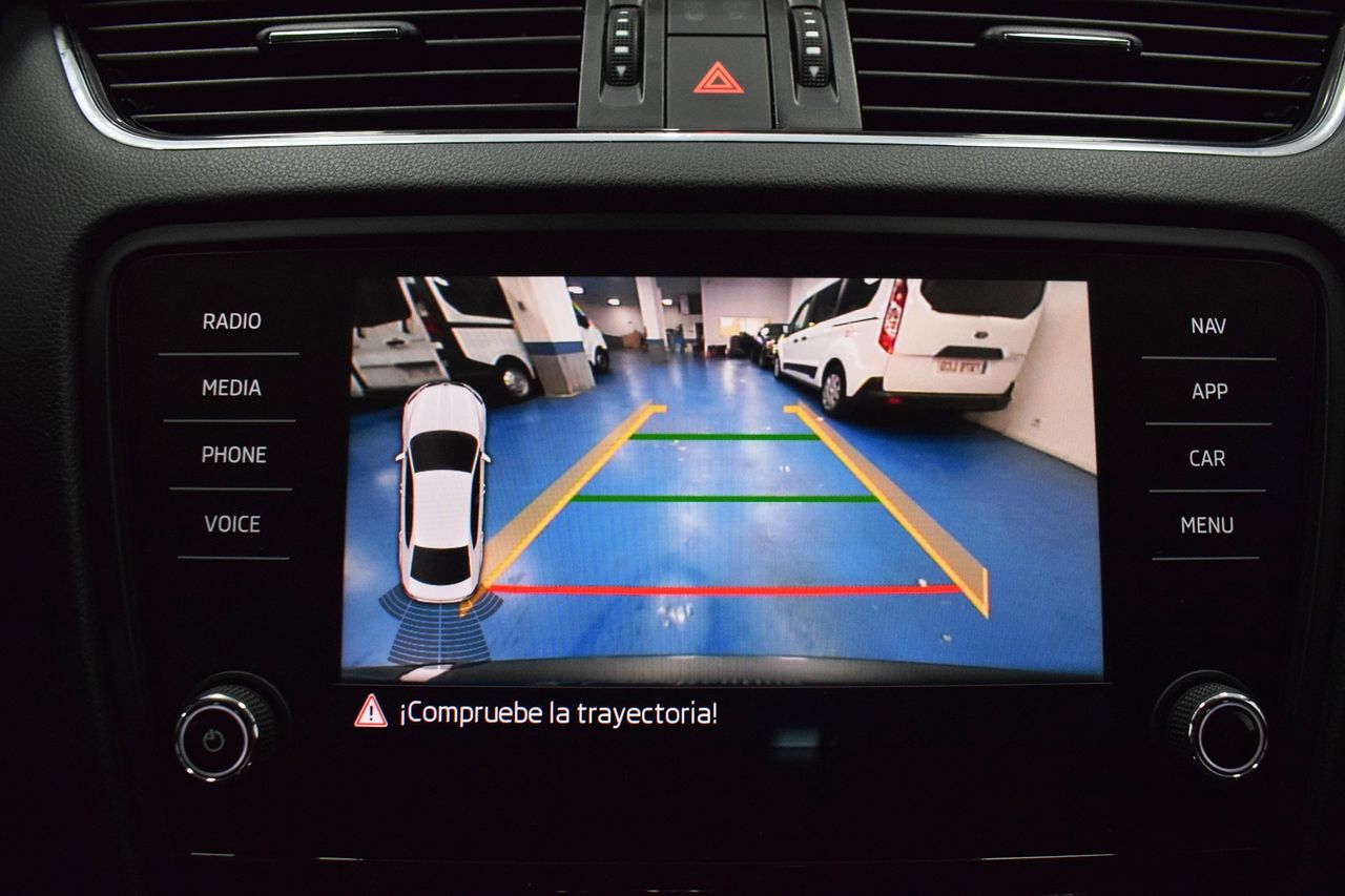 Foto Skoda Octavia 10