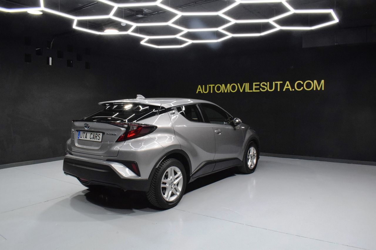 Foto Toyota C-HR 6