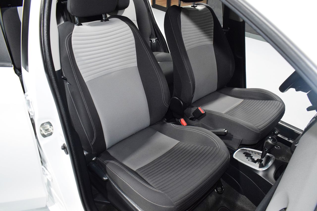 Foto Toyota Yaris 9