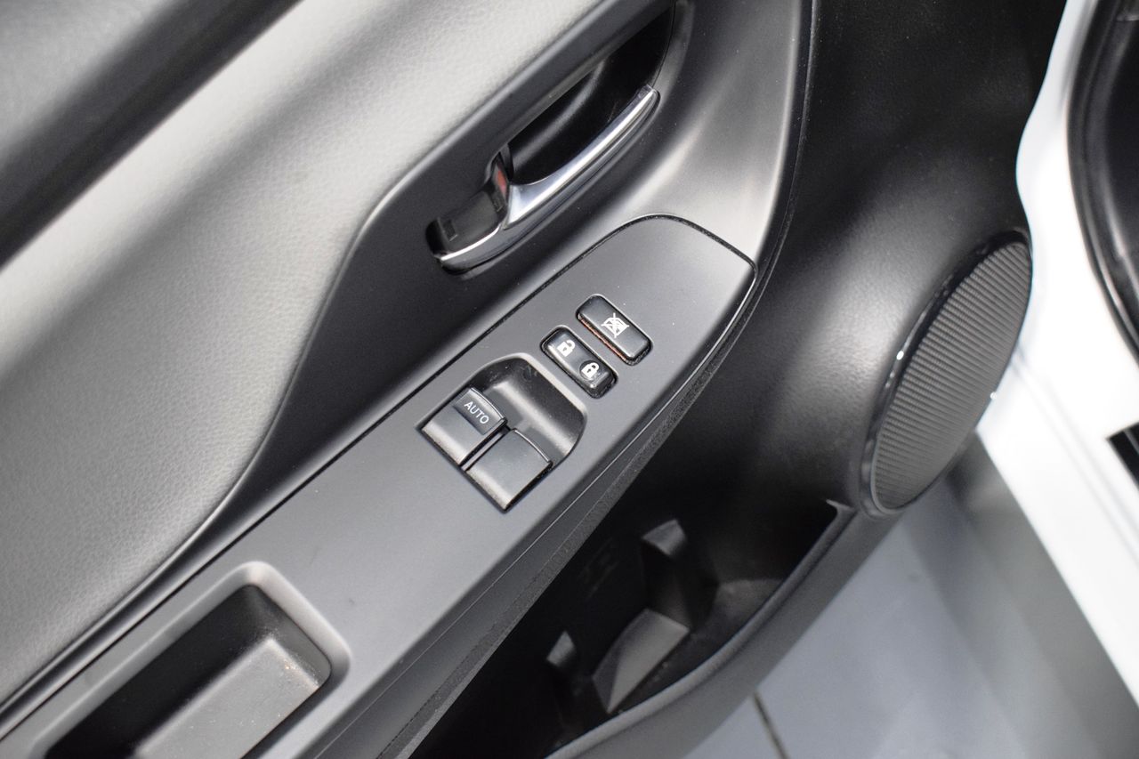 Foto Toyota Yaris 14