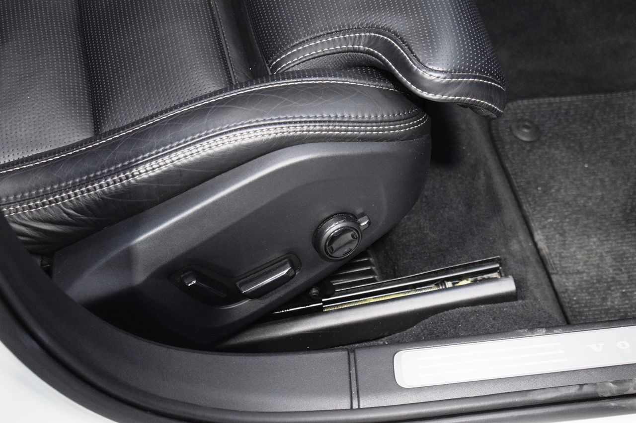 Foto Volvo V90 15