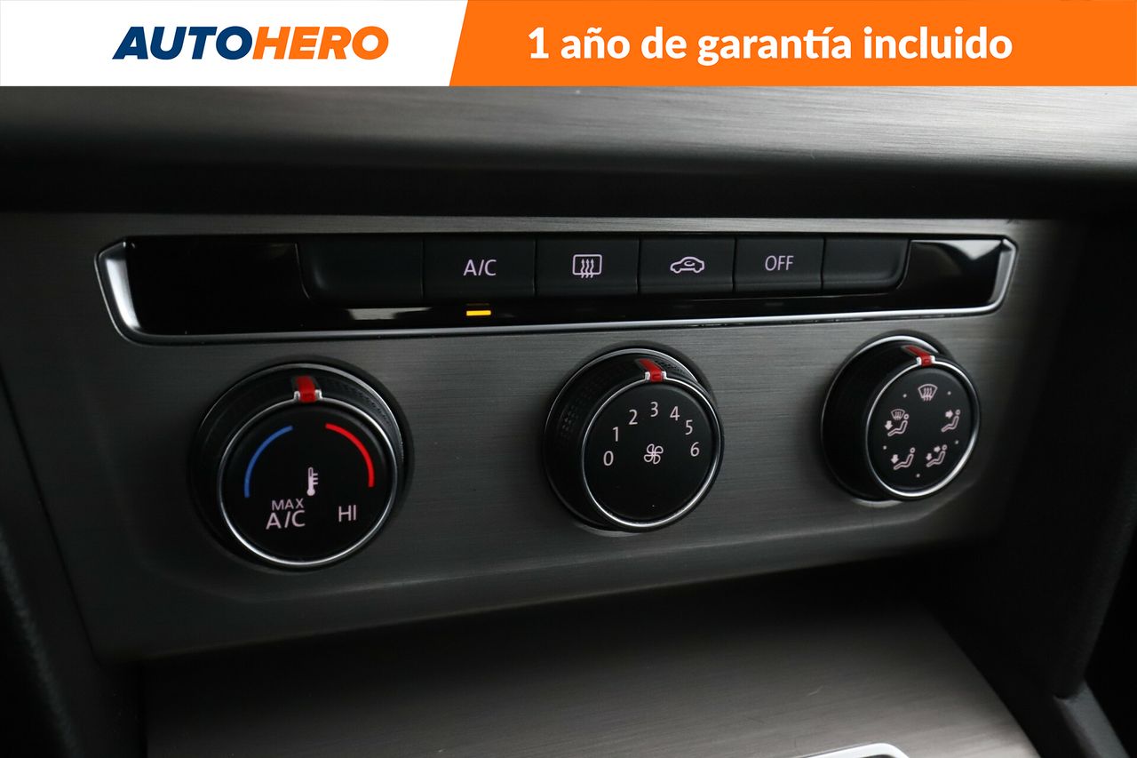 Foto Volkswagen Passat 24
