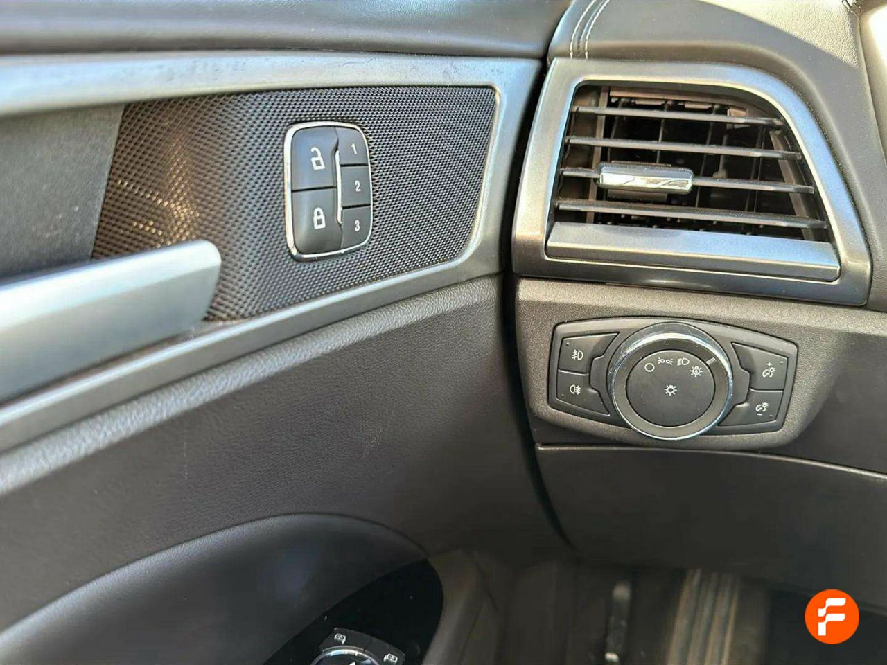 Foto Ford Mondeo 20