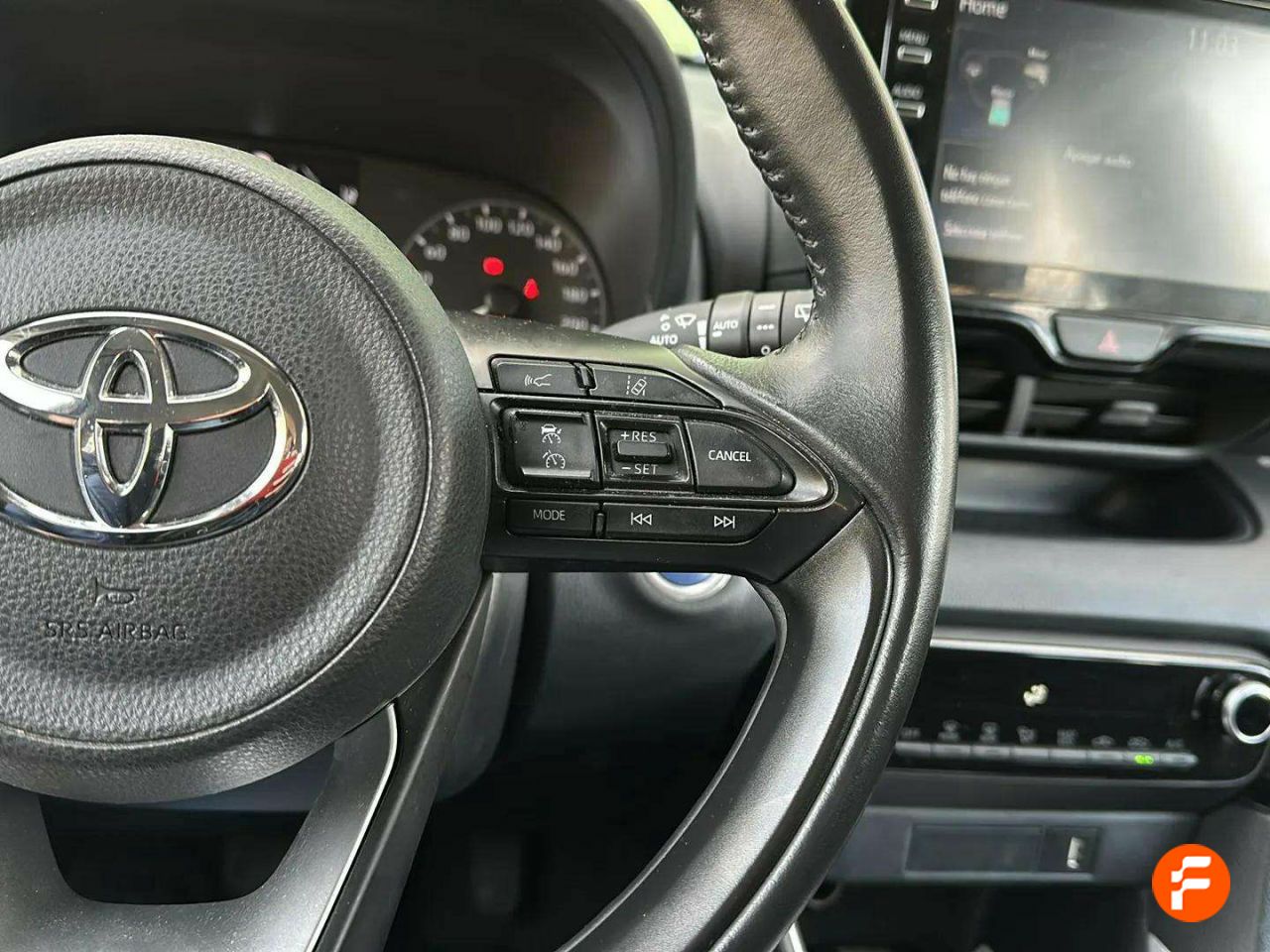 Foto Toyota Yaris 12