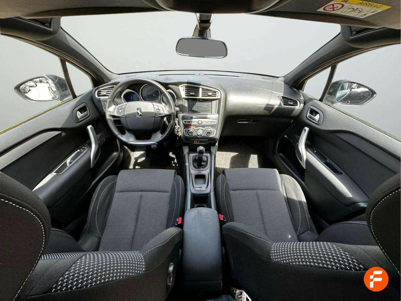 Foto DS Automobiles DS 4 7