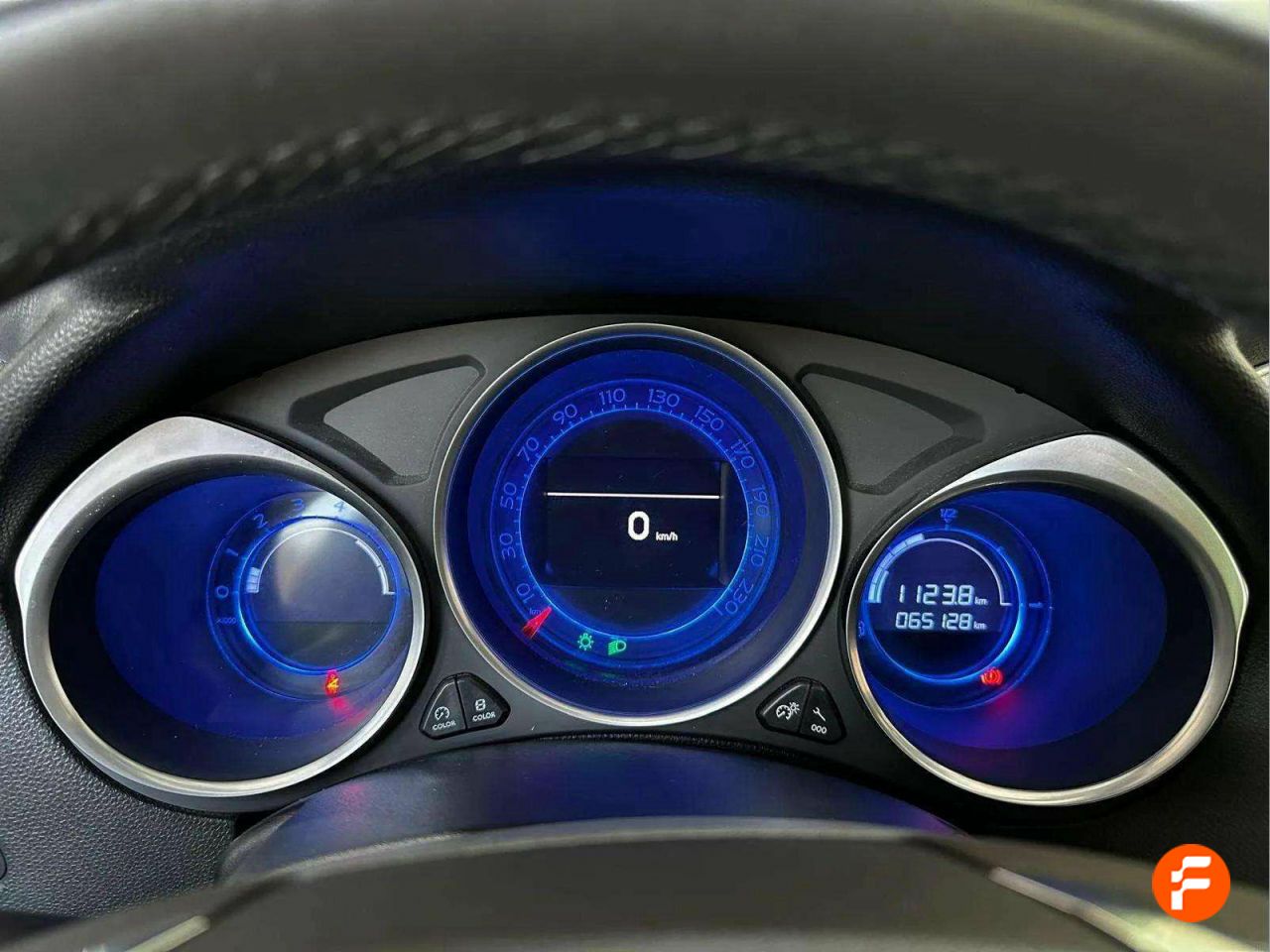 Foto DS Automobiles DS 4 11