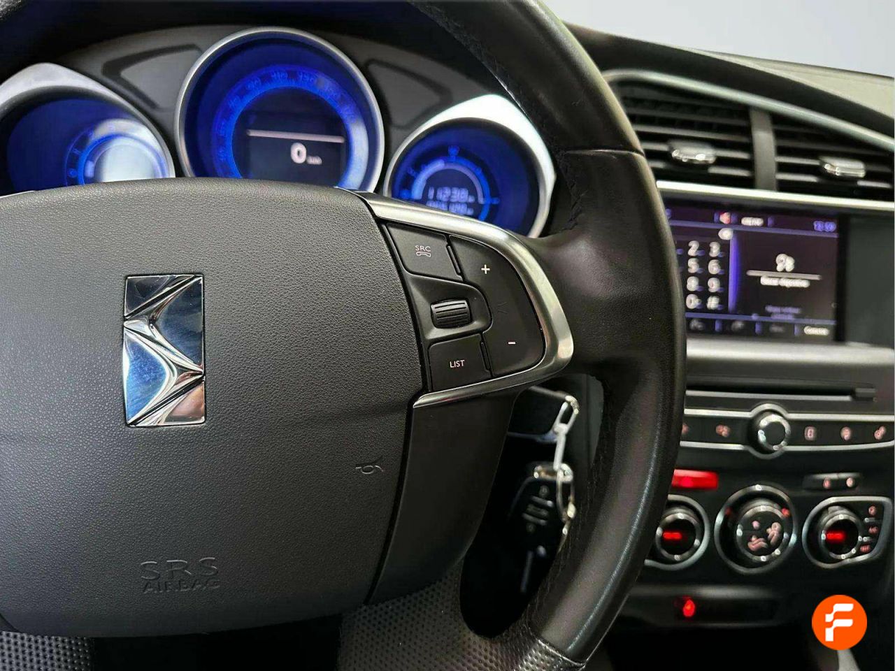 Foto DS Automobiles DS 4 14