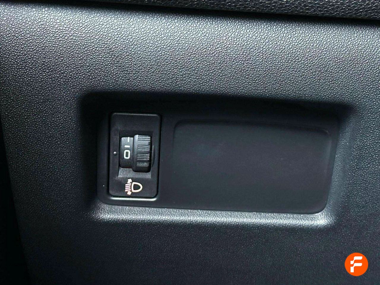 Foto DS Automobiles DS 4 18