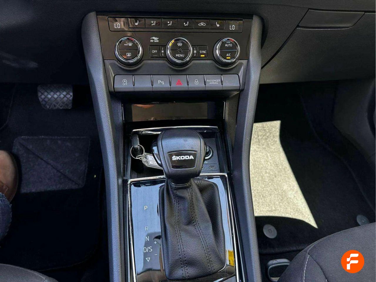 Foto Skoda Karoq 18