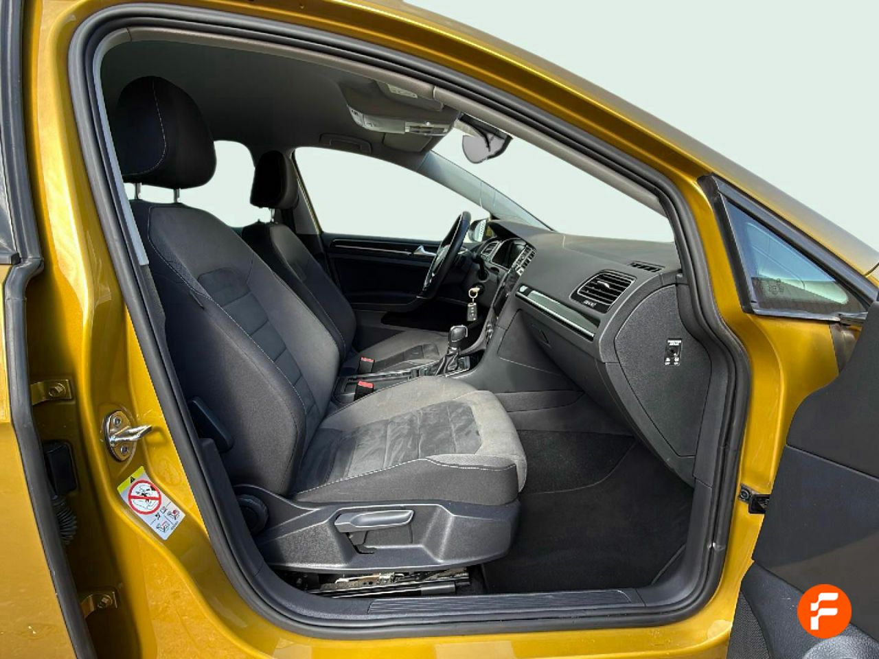 Foto Volkswagen Golf 18