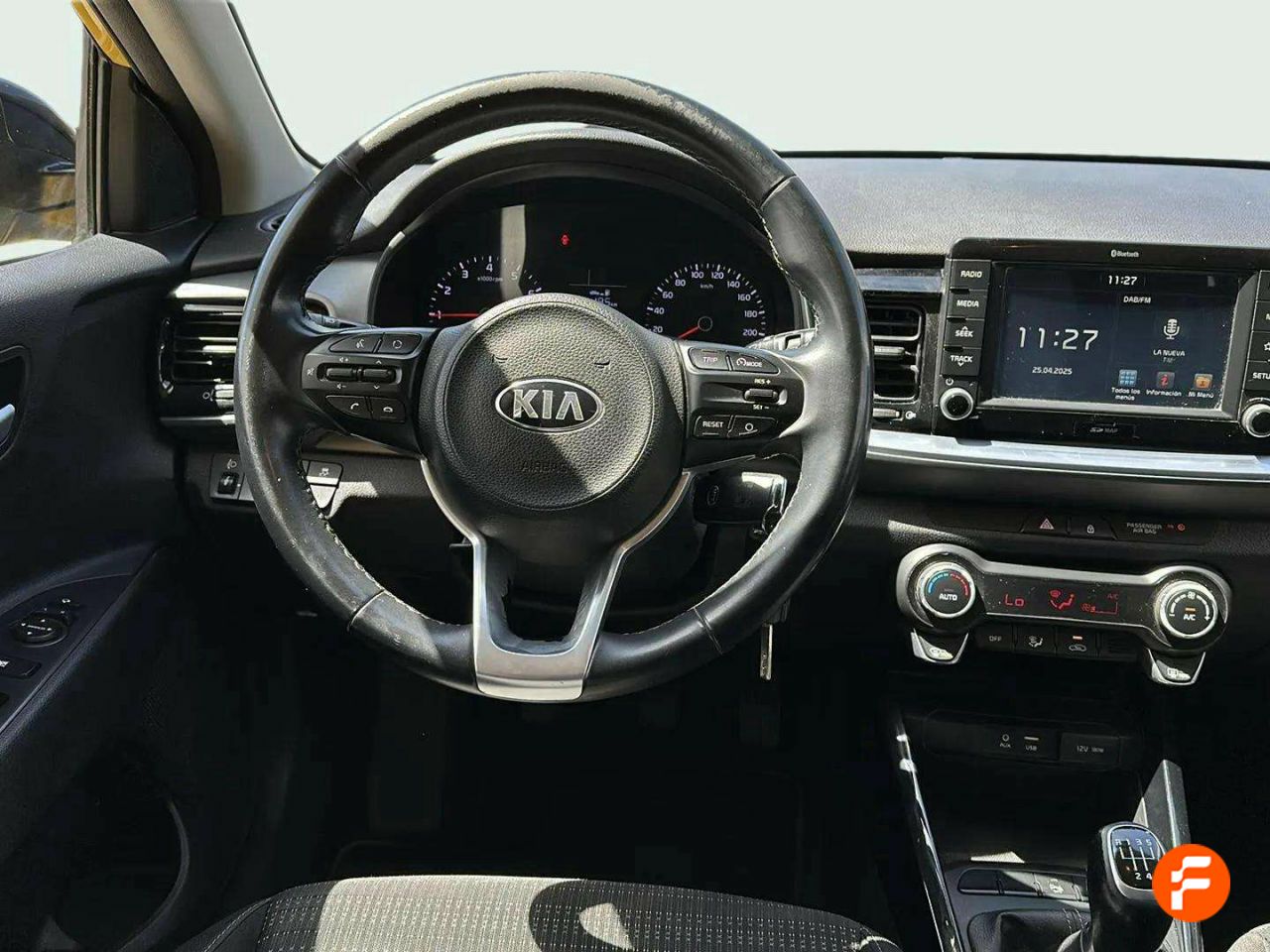 Foto Kia Stonic 8