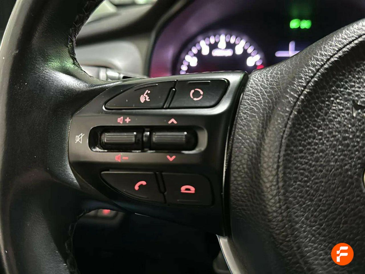 Foto Kia Stonic 13