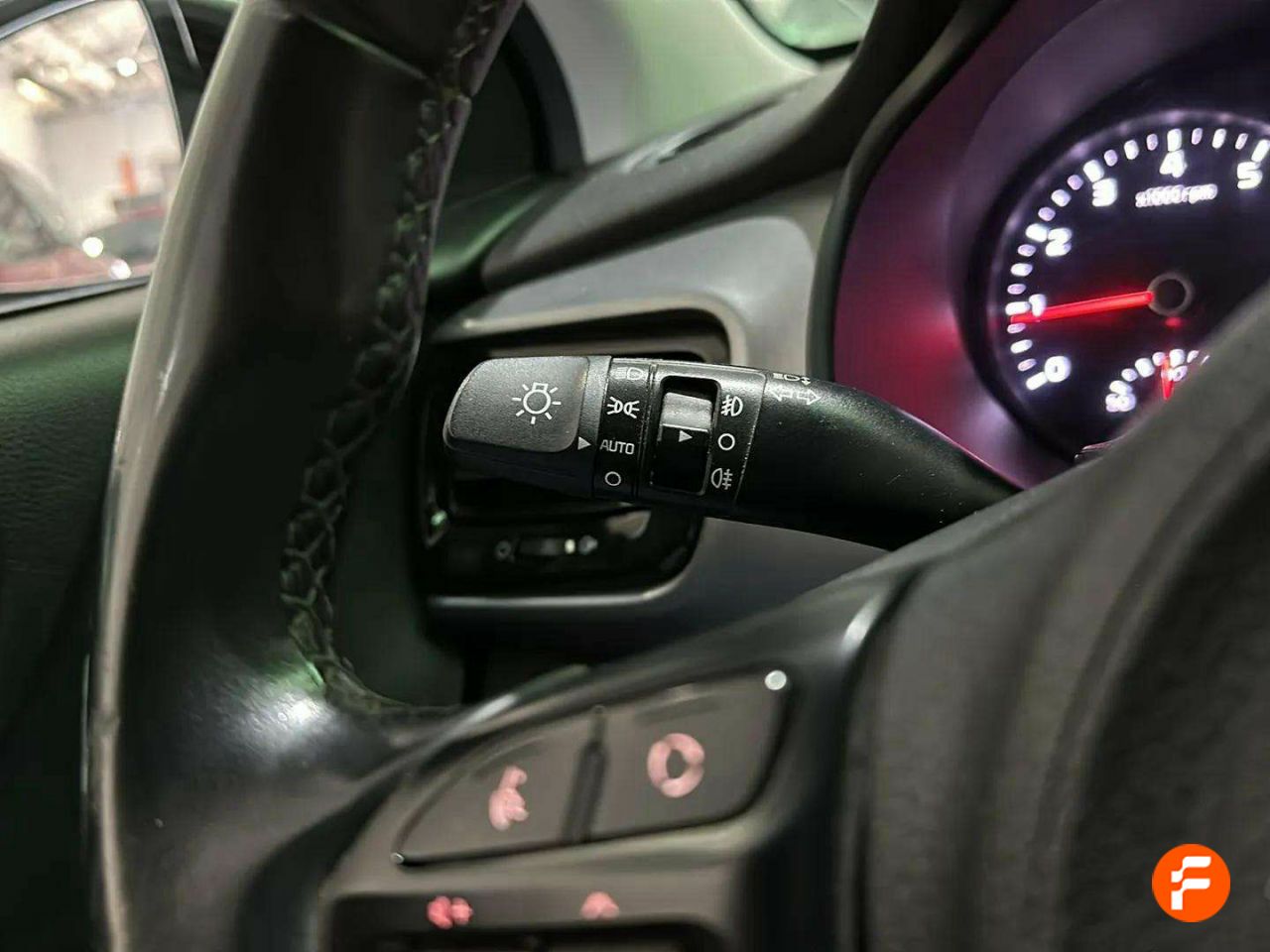 Foto Kia Stonic 14