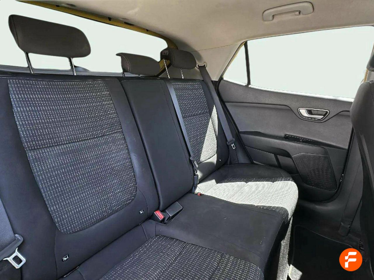 Foto Kia Stonic 22