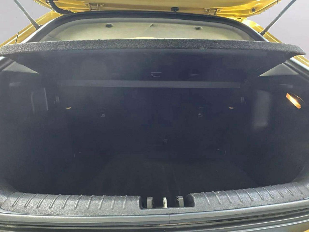 Foto Kia Stonic 24