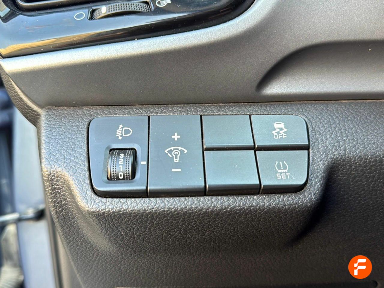 Foto Kia Stonic 14