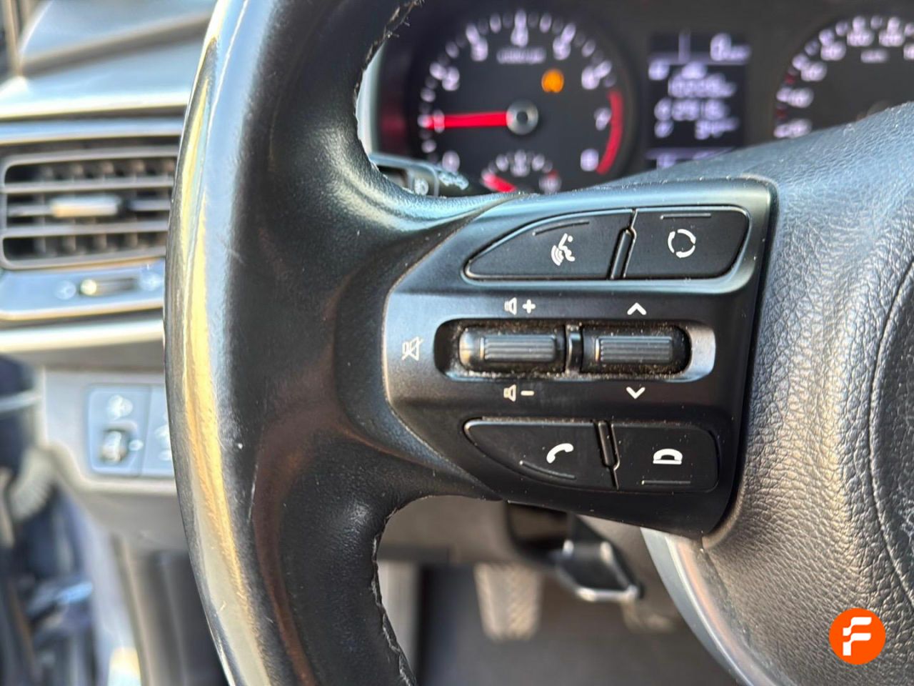 Foto Kia Stonic 15