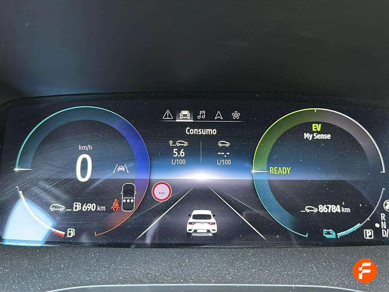 Foto Renault Arkana 10