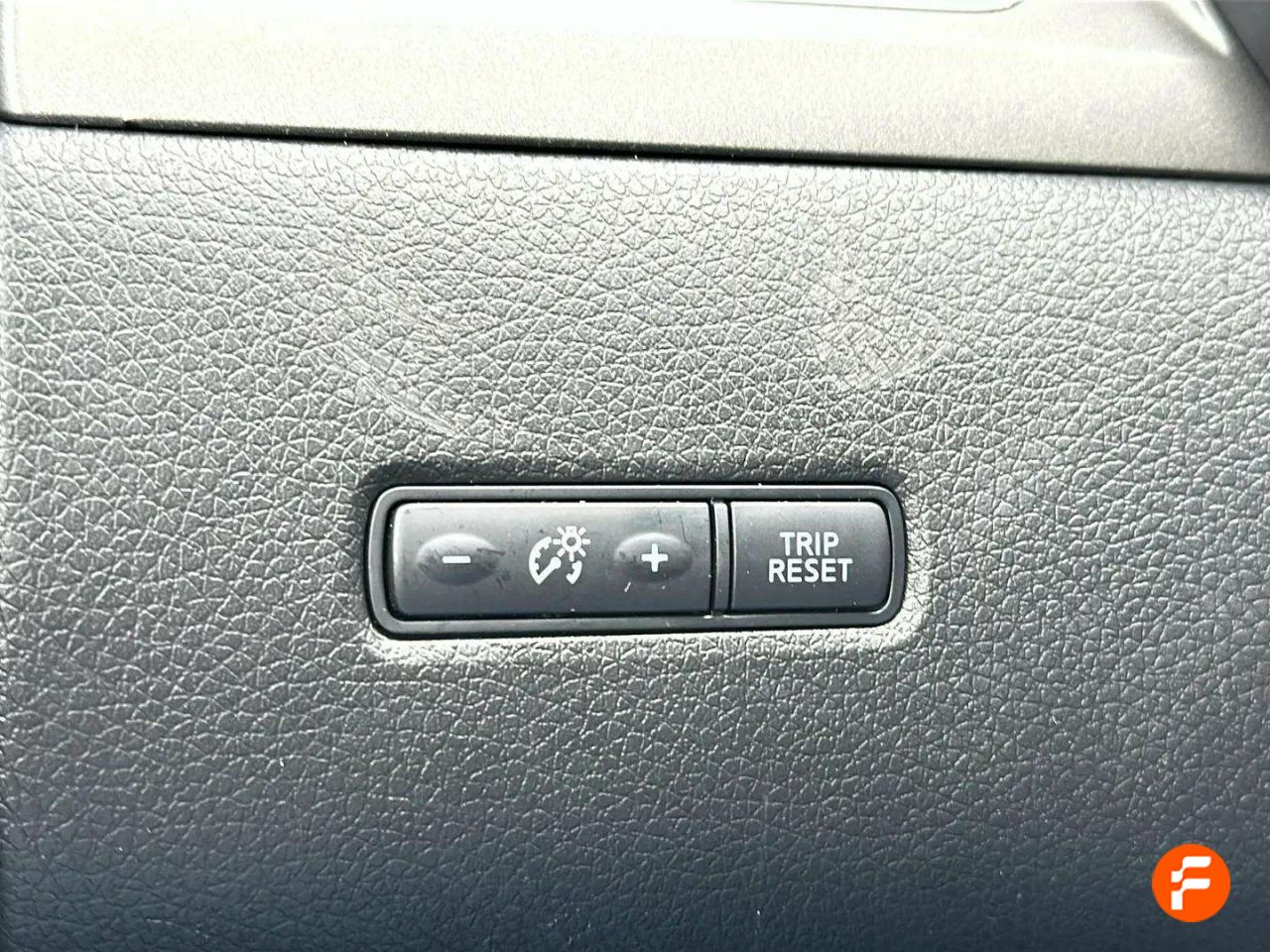 Foto Nissan Pulsar 21