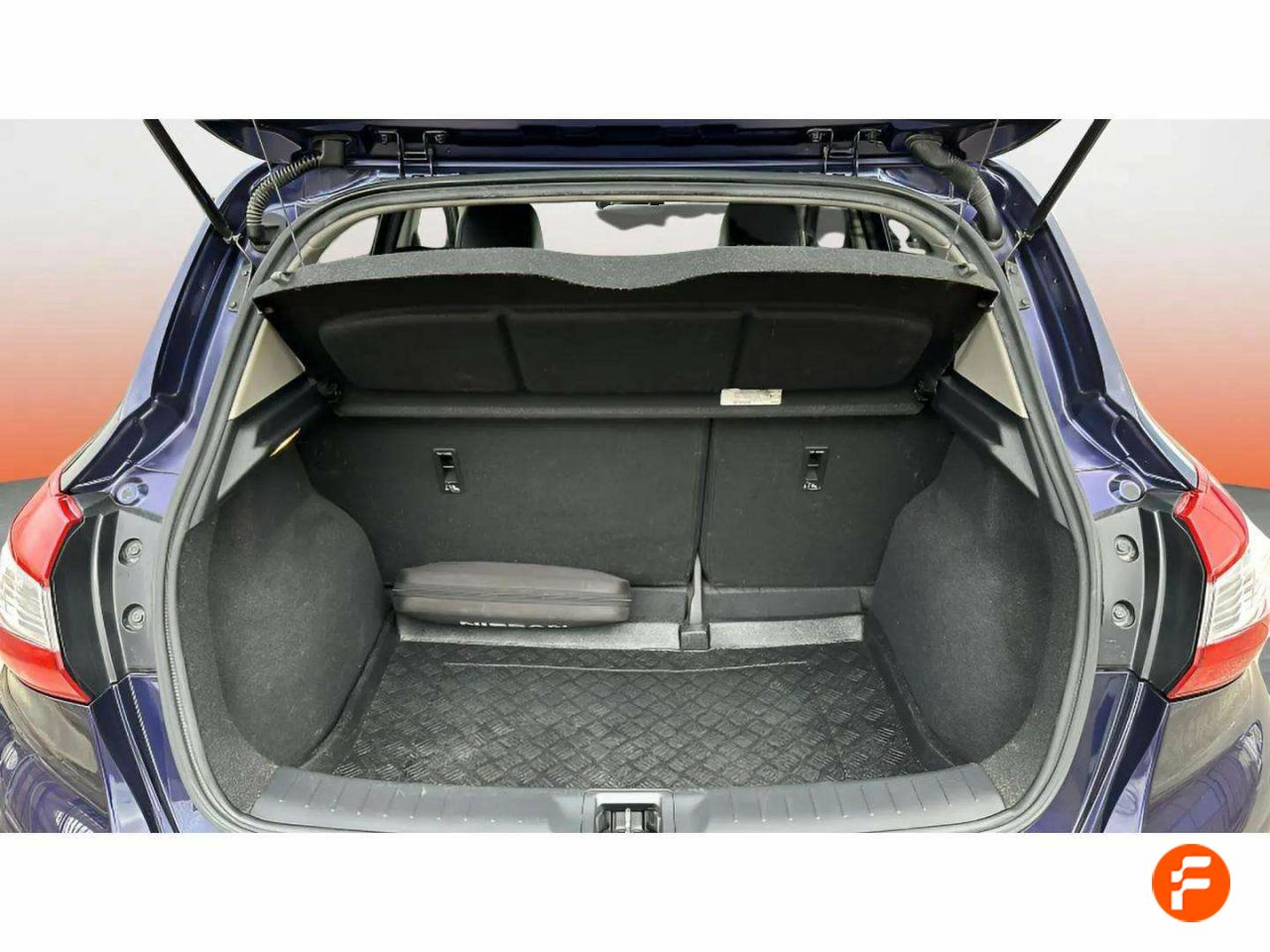 Foto Nissan Pulsar 25