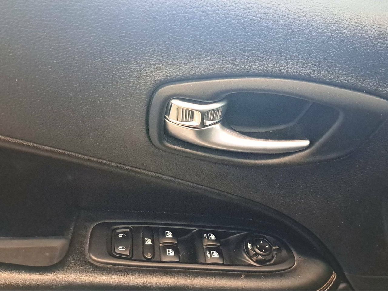 Foto Jeep Compass 21