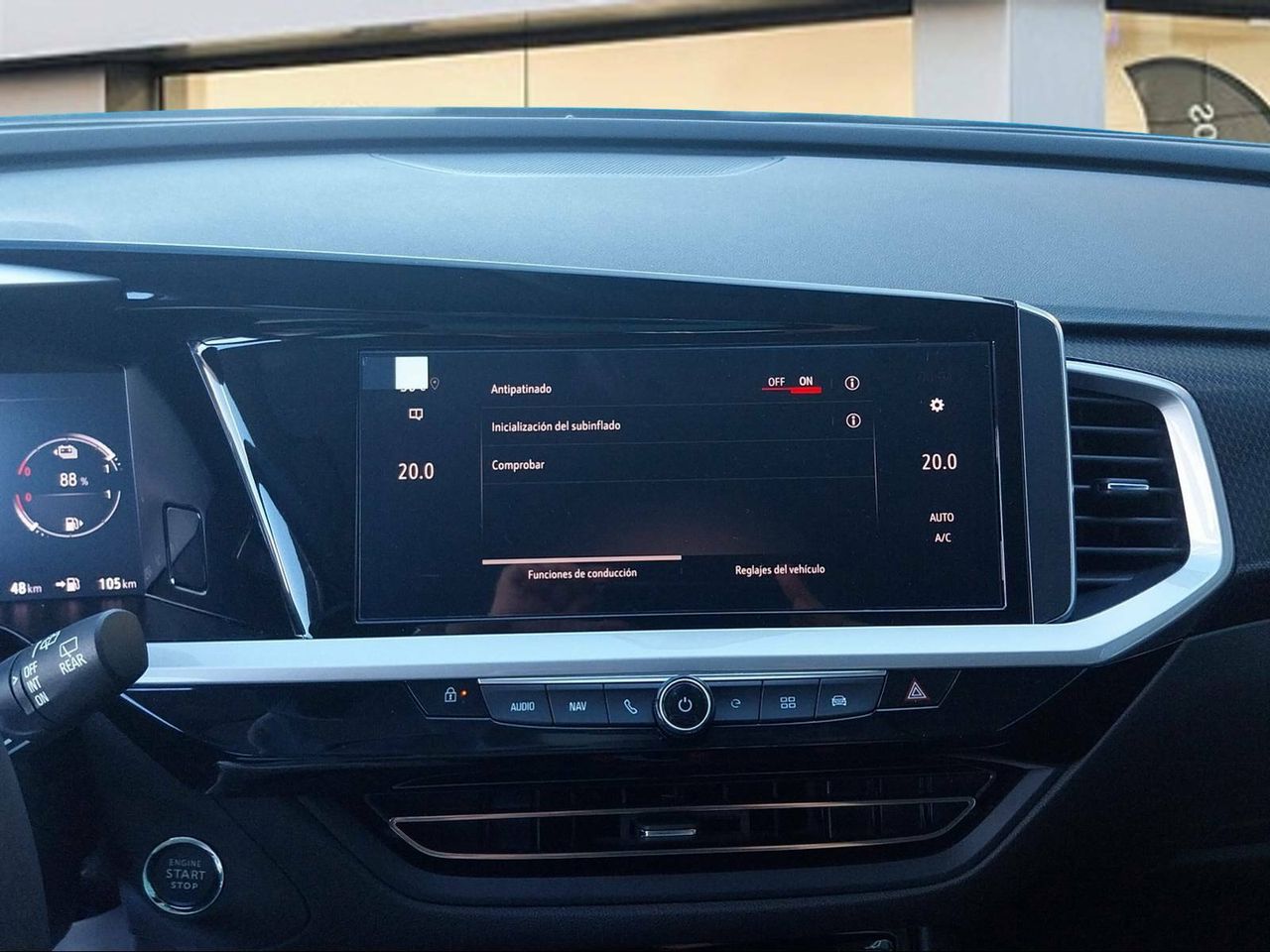 Foto Opel Grandland X 12