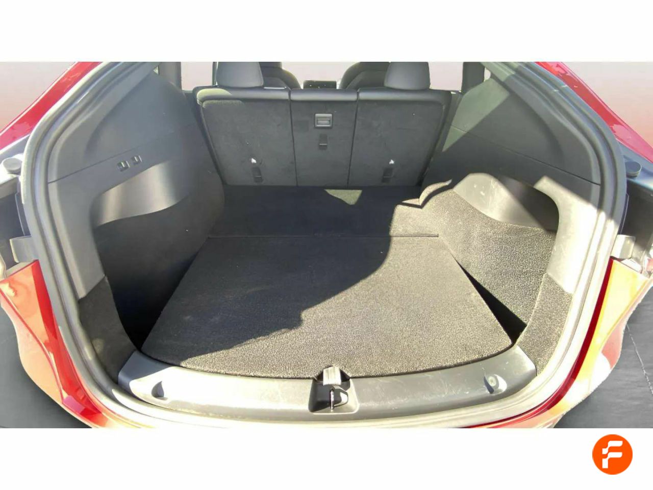 Foto Tesla Model Y 17