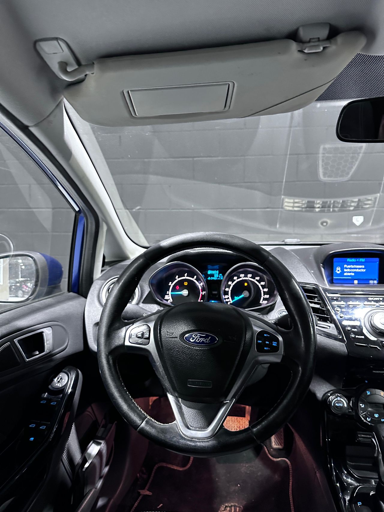 Foto Ford Fiesta 10