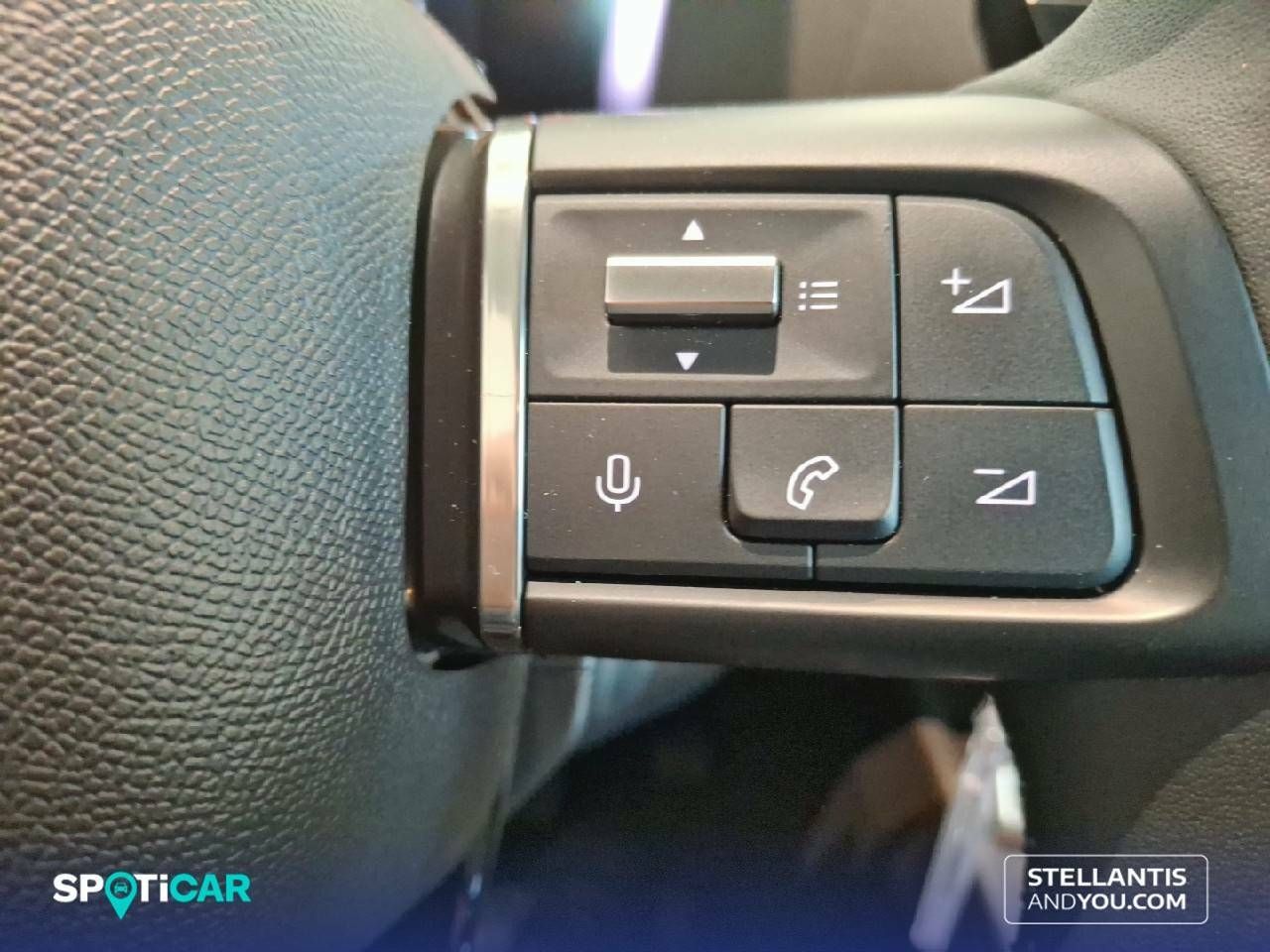 Foto Citroën C4 23