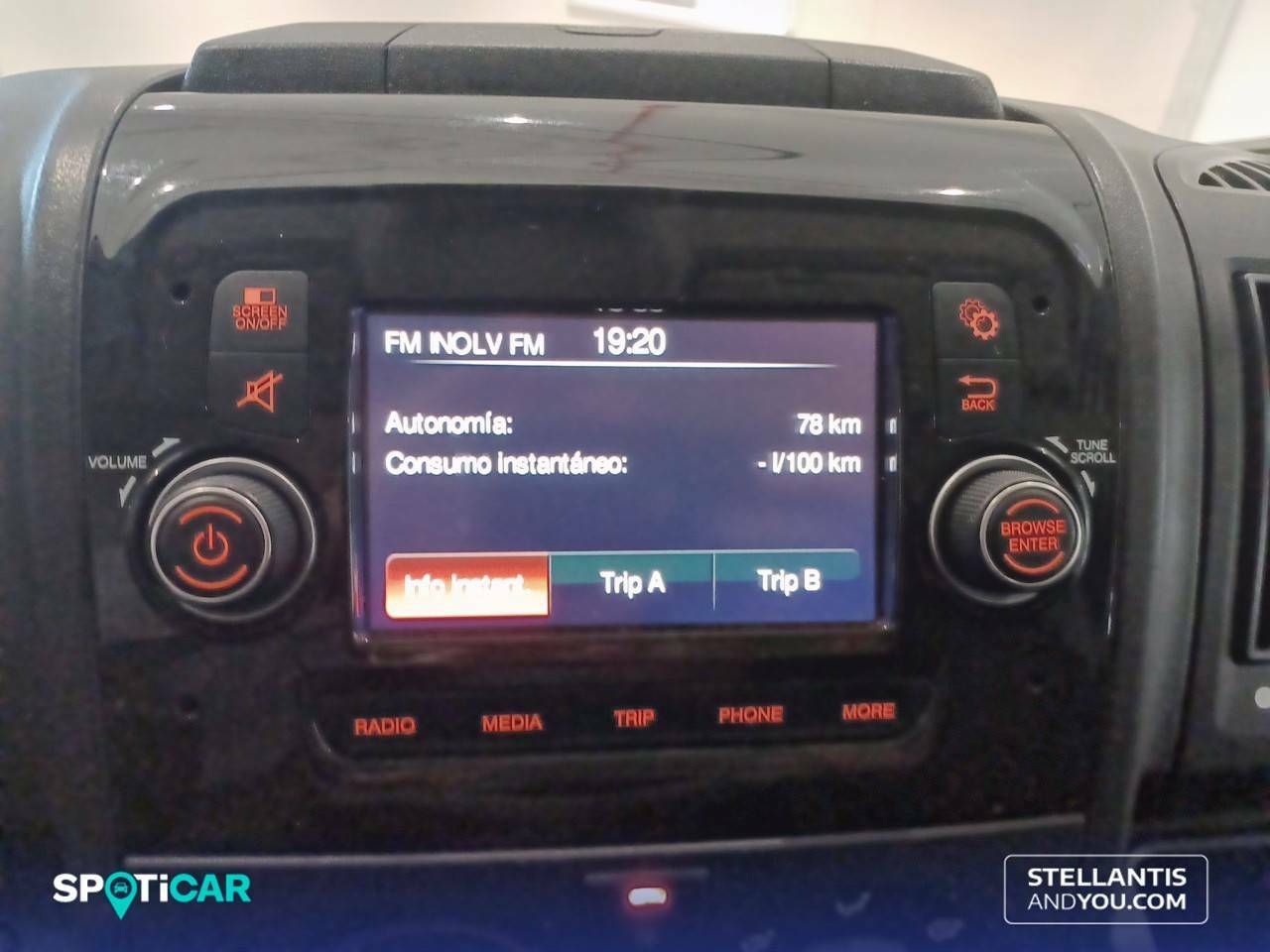 Foto Opel Movano 15