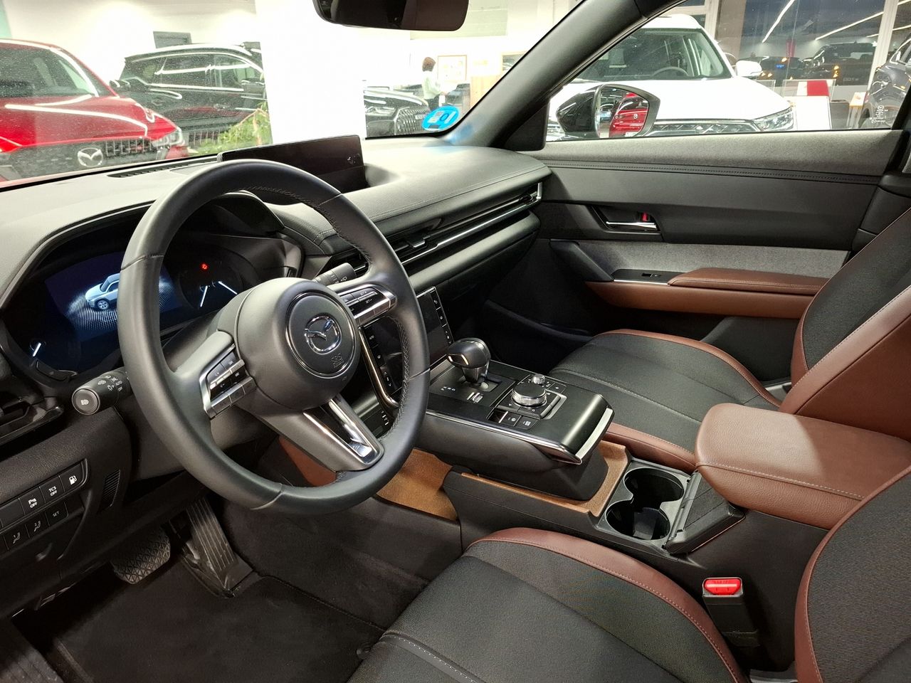 Foto Mazda MX-30 30