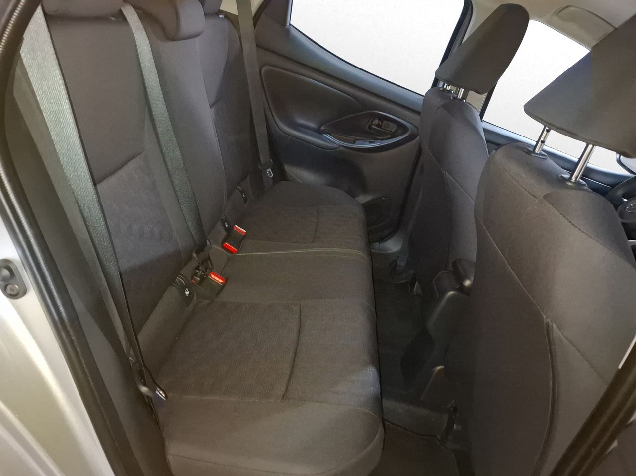 Foto Mazda Mazda2 16