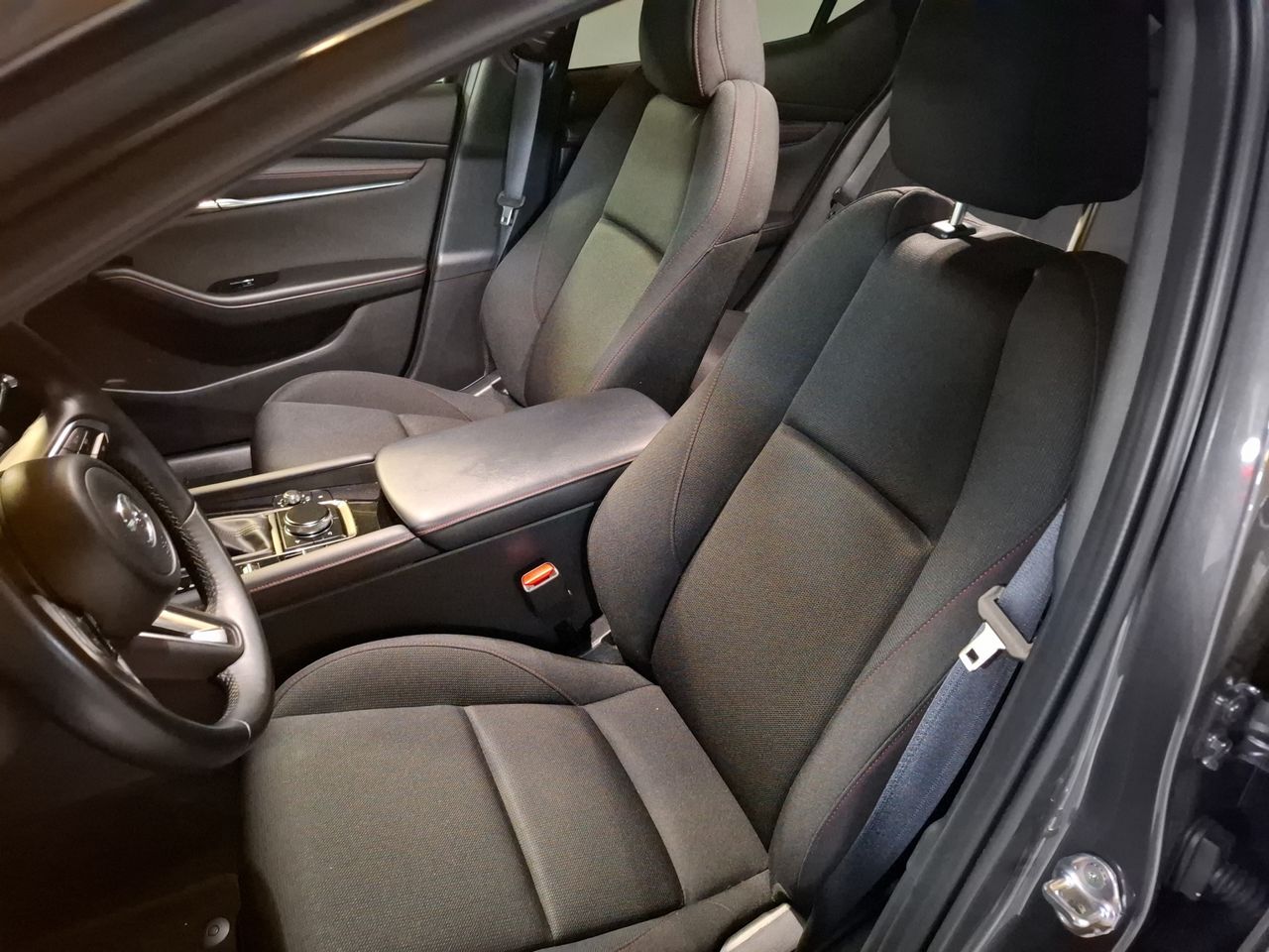 Foto Mazda Mazda3 30