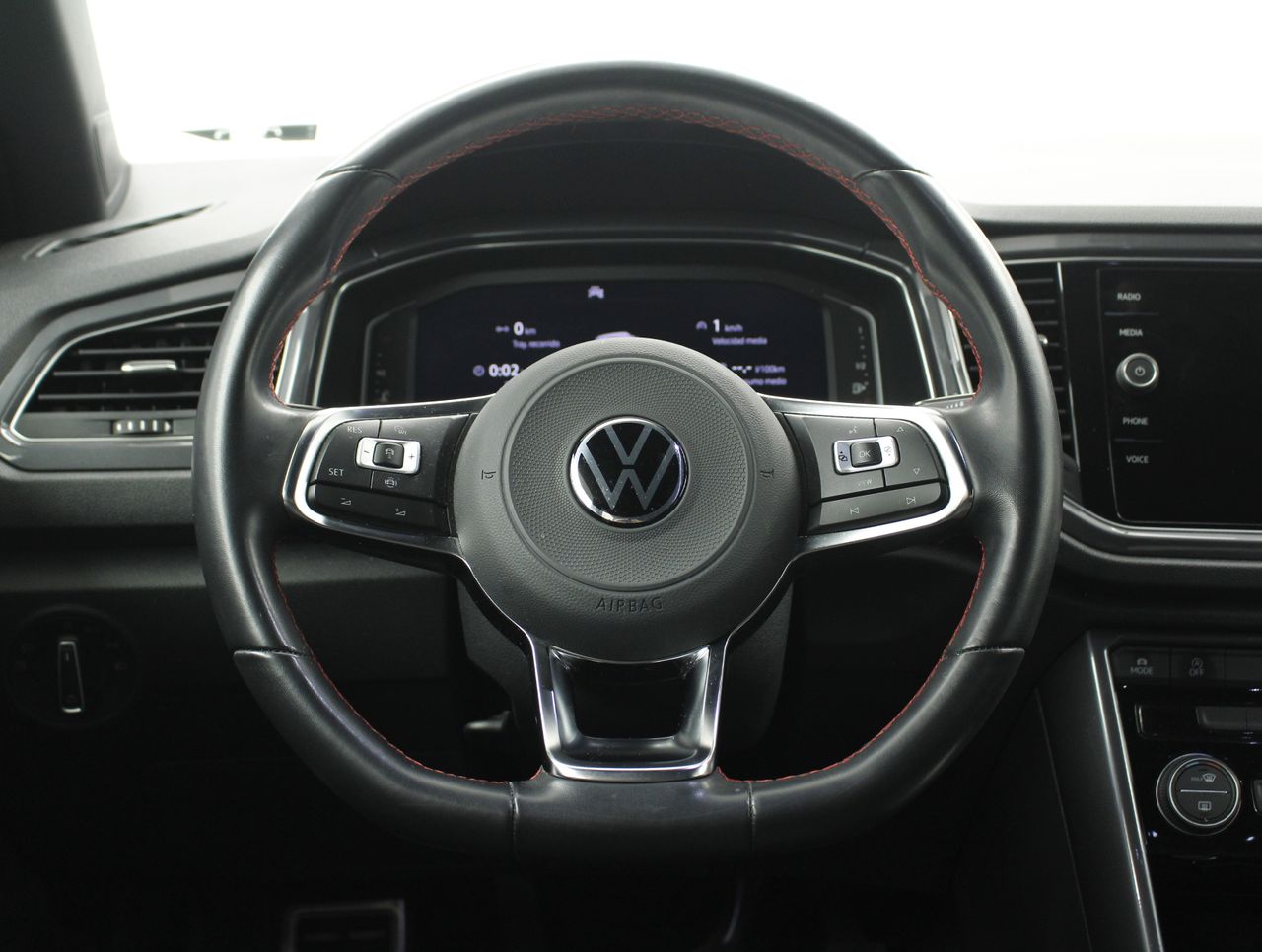 Foto Volkswagen T-Roc 13
