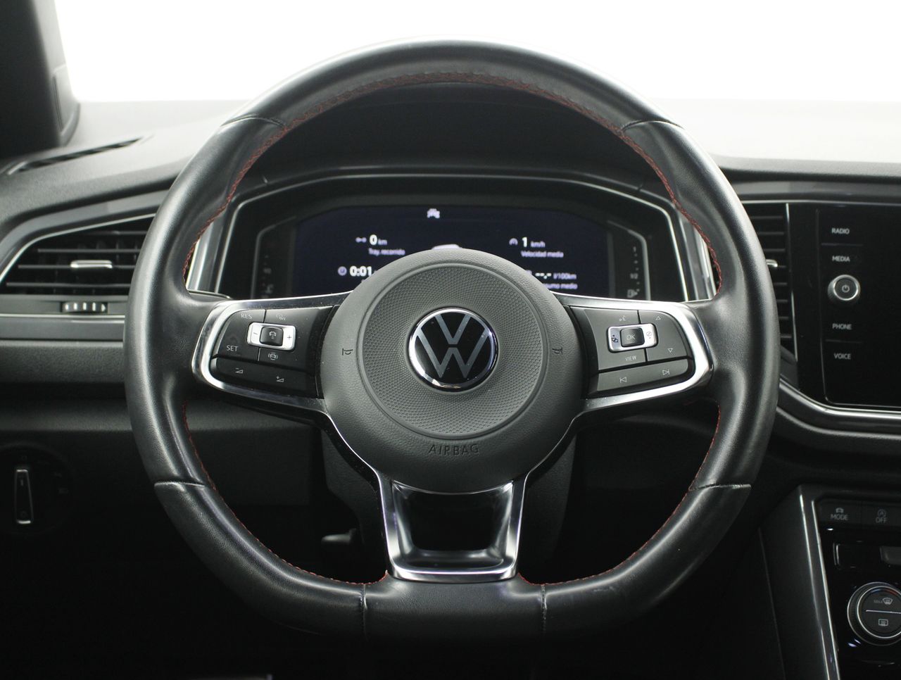 Foto Volkswagen T-Roc 13