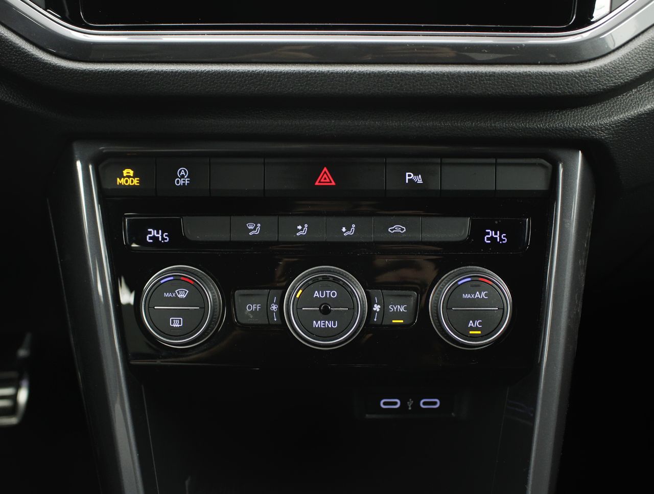 Foto Volkswagen T-Roc 11