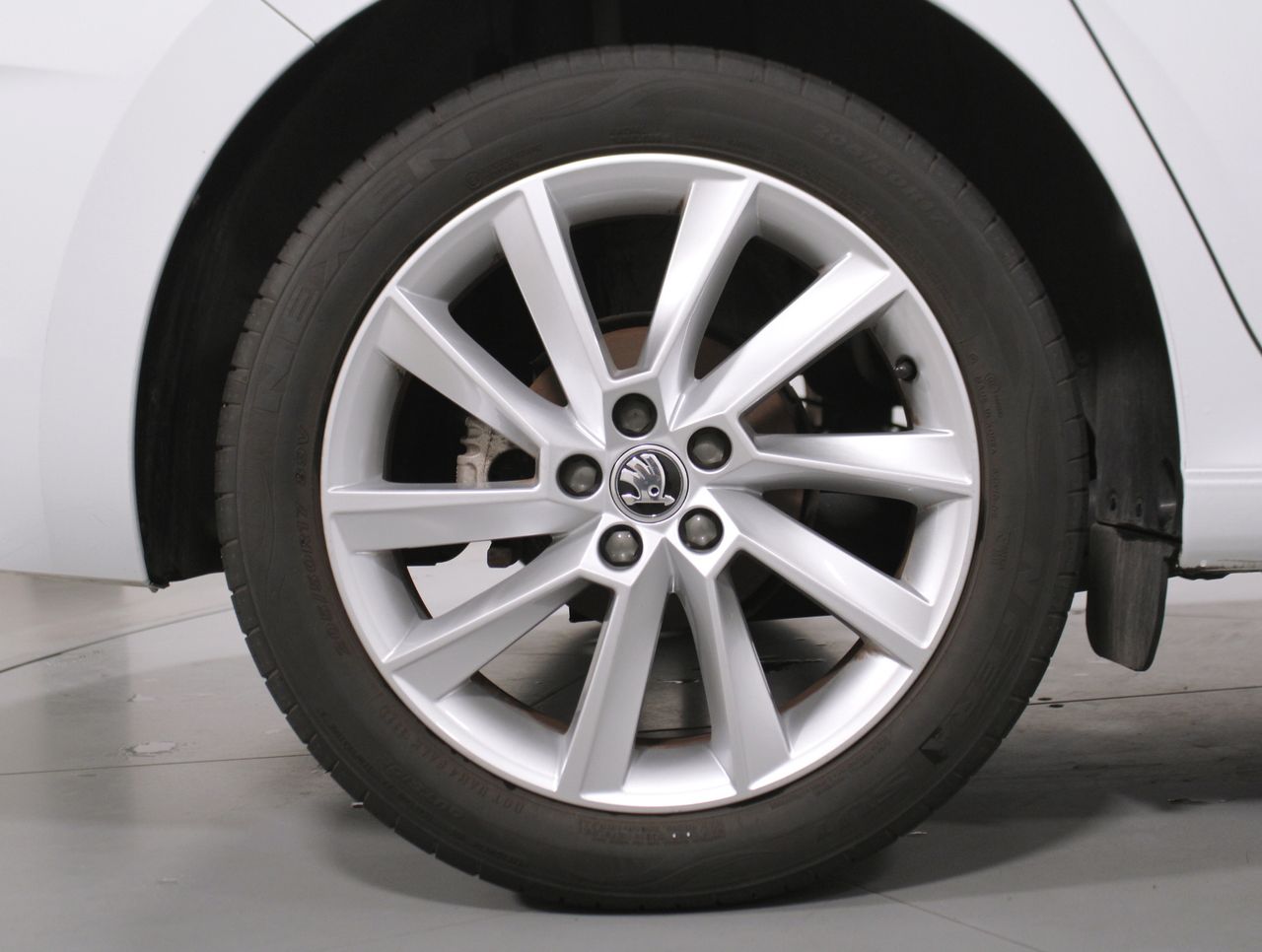 Foto Skoda Scala 8
