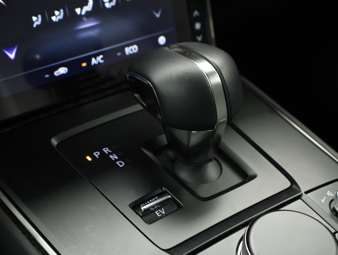 Foto Mazda MX-30 10