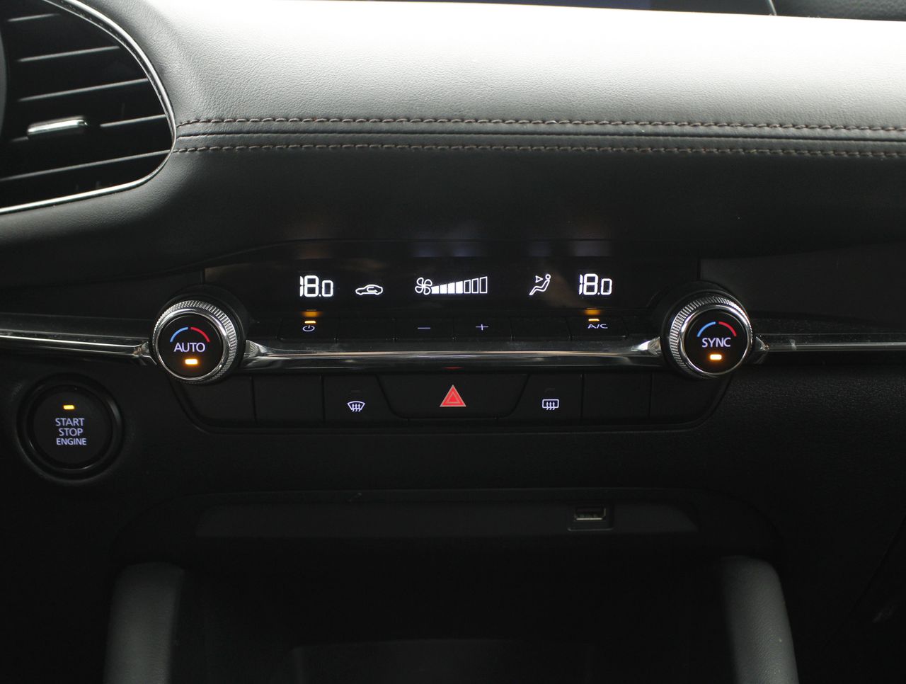 Foto Mazda Mazda3 11
